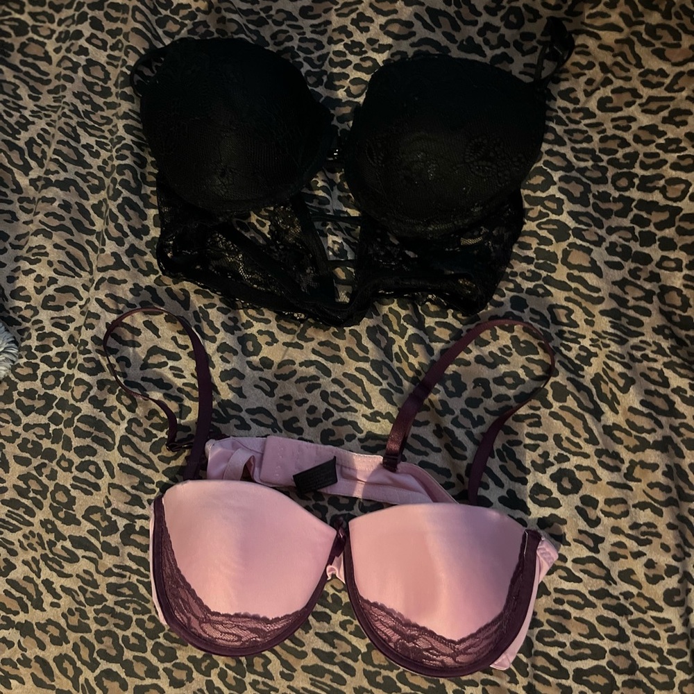 Padded , laced , straps on both .